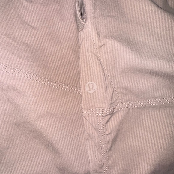 lululemon athletica Women’s Dance Pants [size 8] MINT condition - Picture 7 of 7